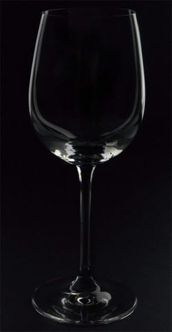 moldau bohemia rood wijnglas h20,7 cm, dia 8 cm, 340 ml